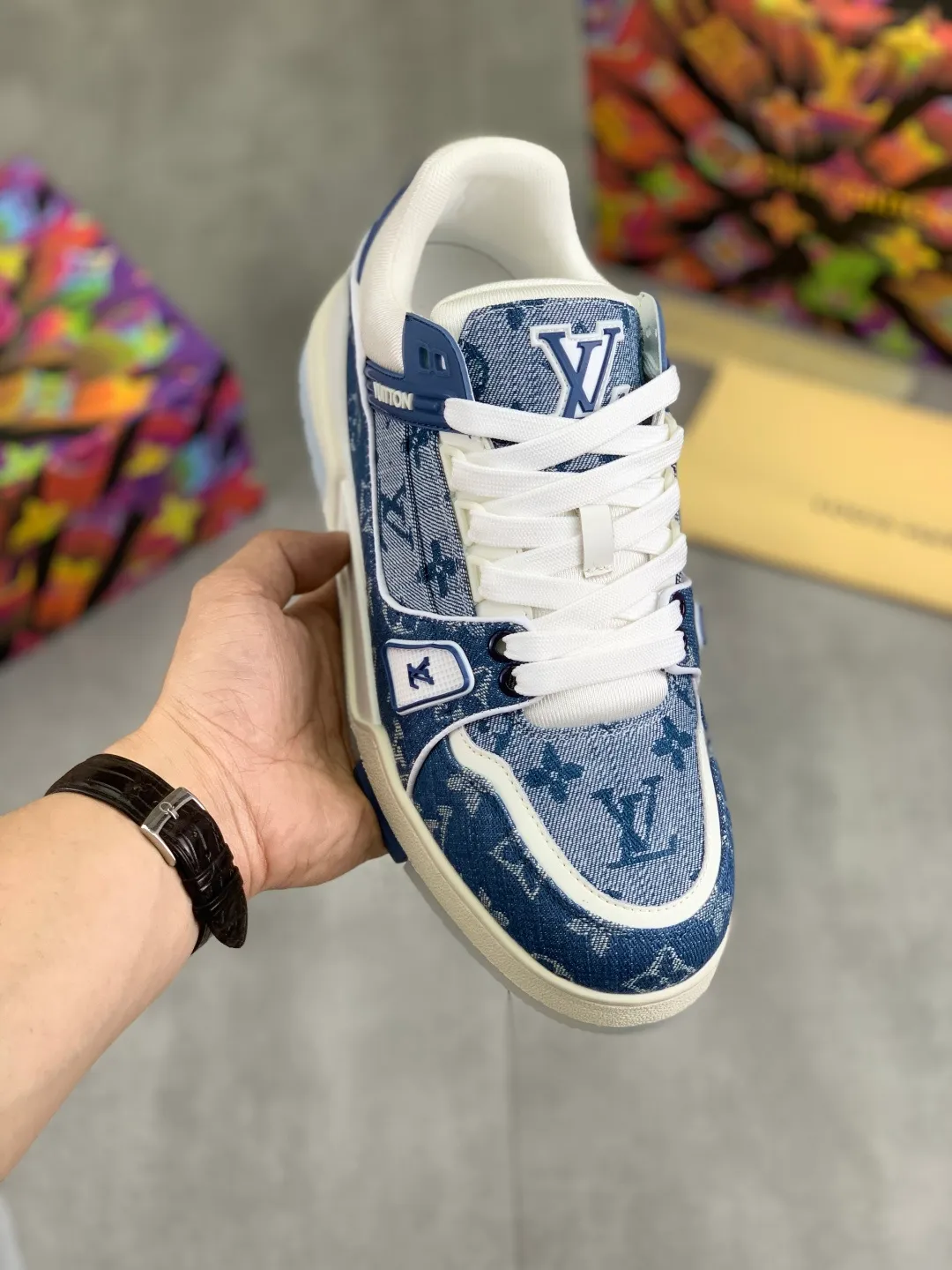 Men's men's shoes 💰P540 New style 💰💎💎Latest color High version 2025Louis*Vuitto* LV Traine catwalk TRAINER outsole and fabric private model A shoe that definitely costs a lot of money and effort. This series was designed after the arrival of Vifgil. It is favored by many fans every season. Original TPU outsole Original packaging Color: black Available in white (available from stock, super fast shipping) Code number: 35-46